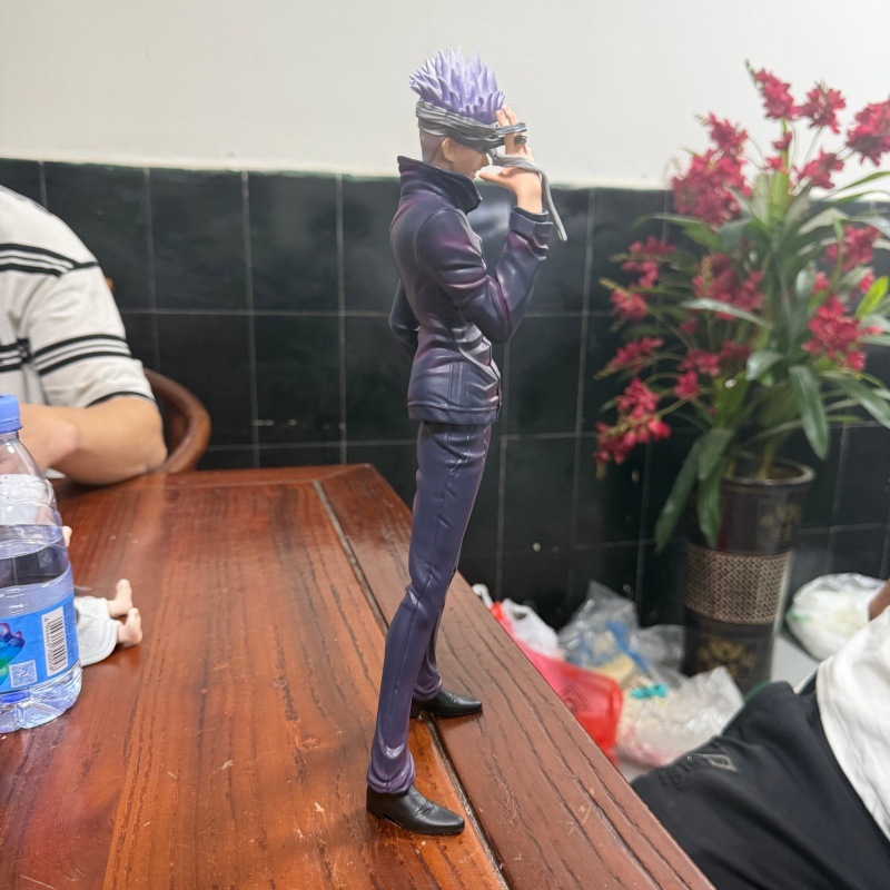 Jujutsu Kaisen Satoru Gojo GK  - Desk Setup Anime review and price